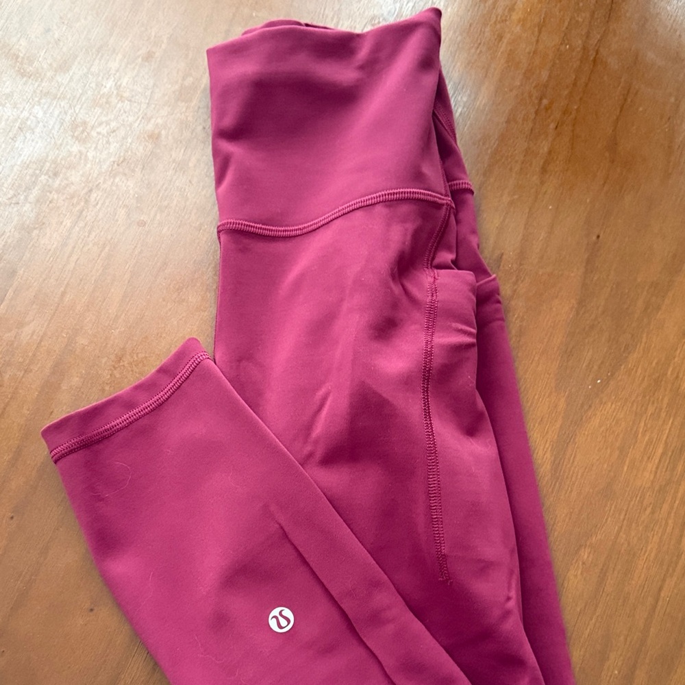 Lululemon Wunder train pockets